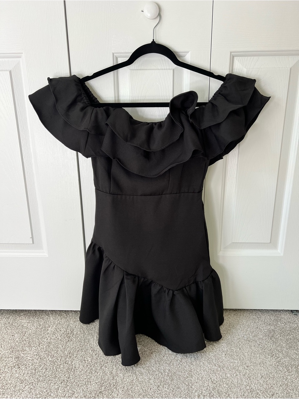 DO+BE Women’s Black Ruffle Off-Shoulder Dress, Size Small
